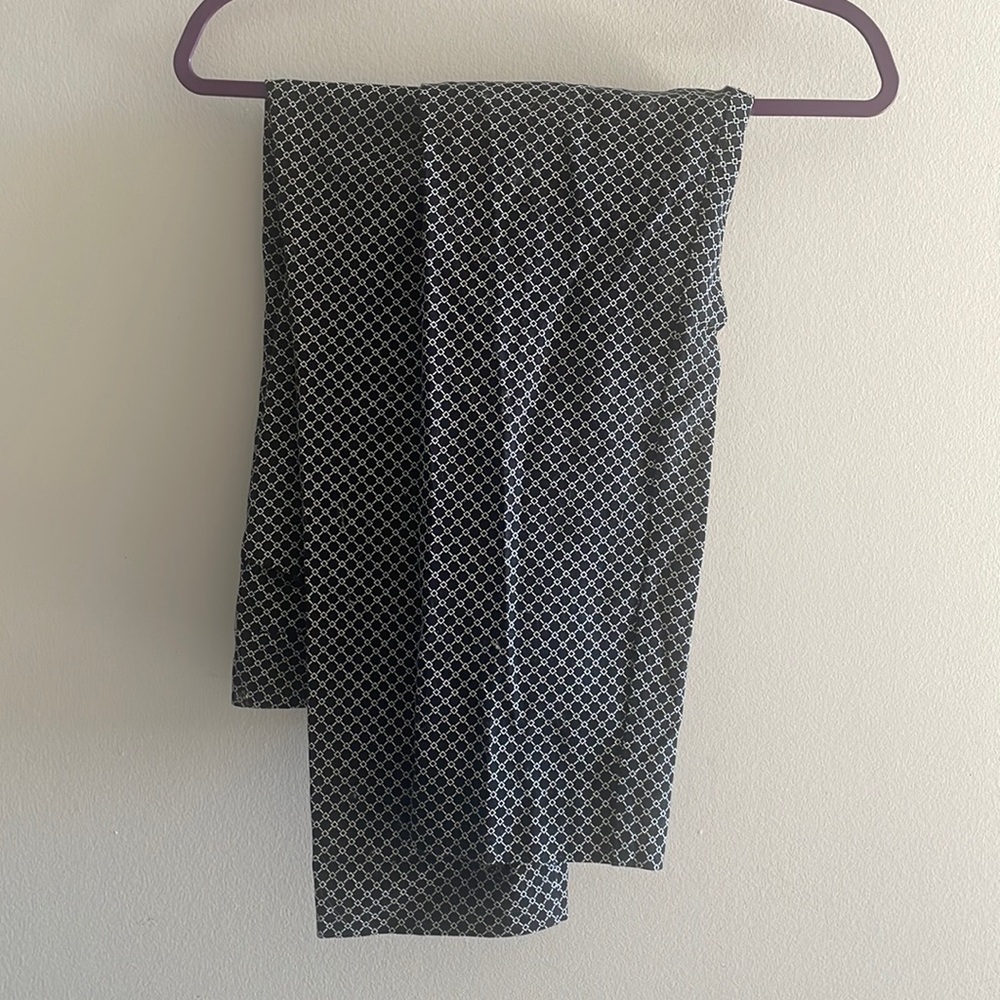 New York & Company professional patterned black and white pants - stretch, sz 14